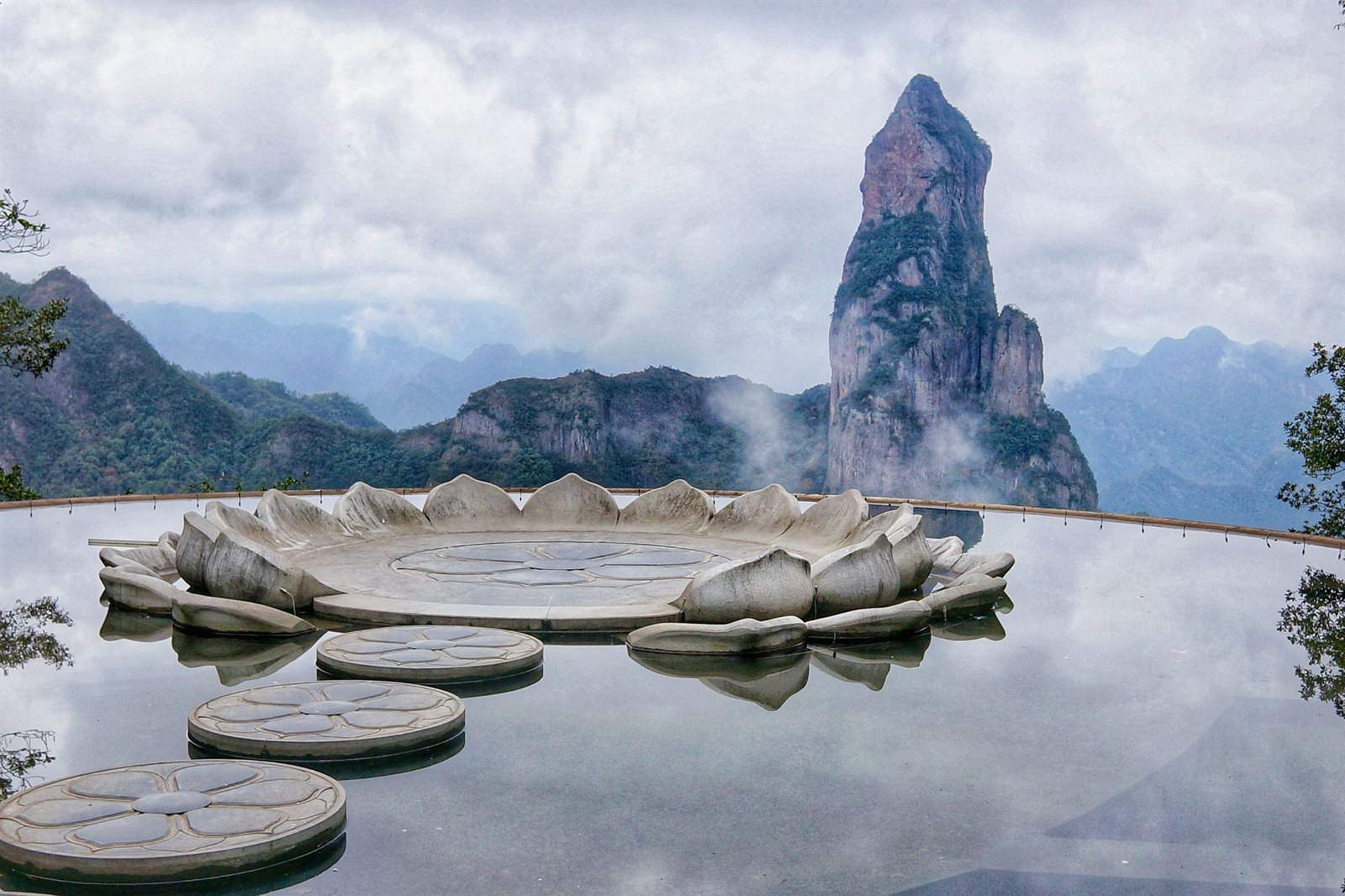 Dramatic mountain peaks near Zhangjiajie