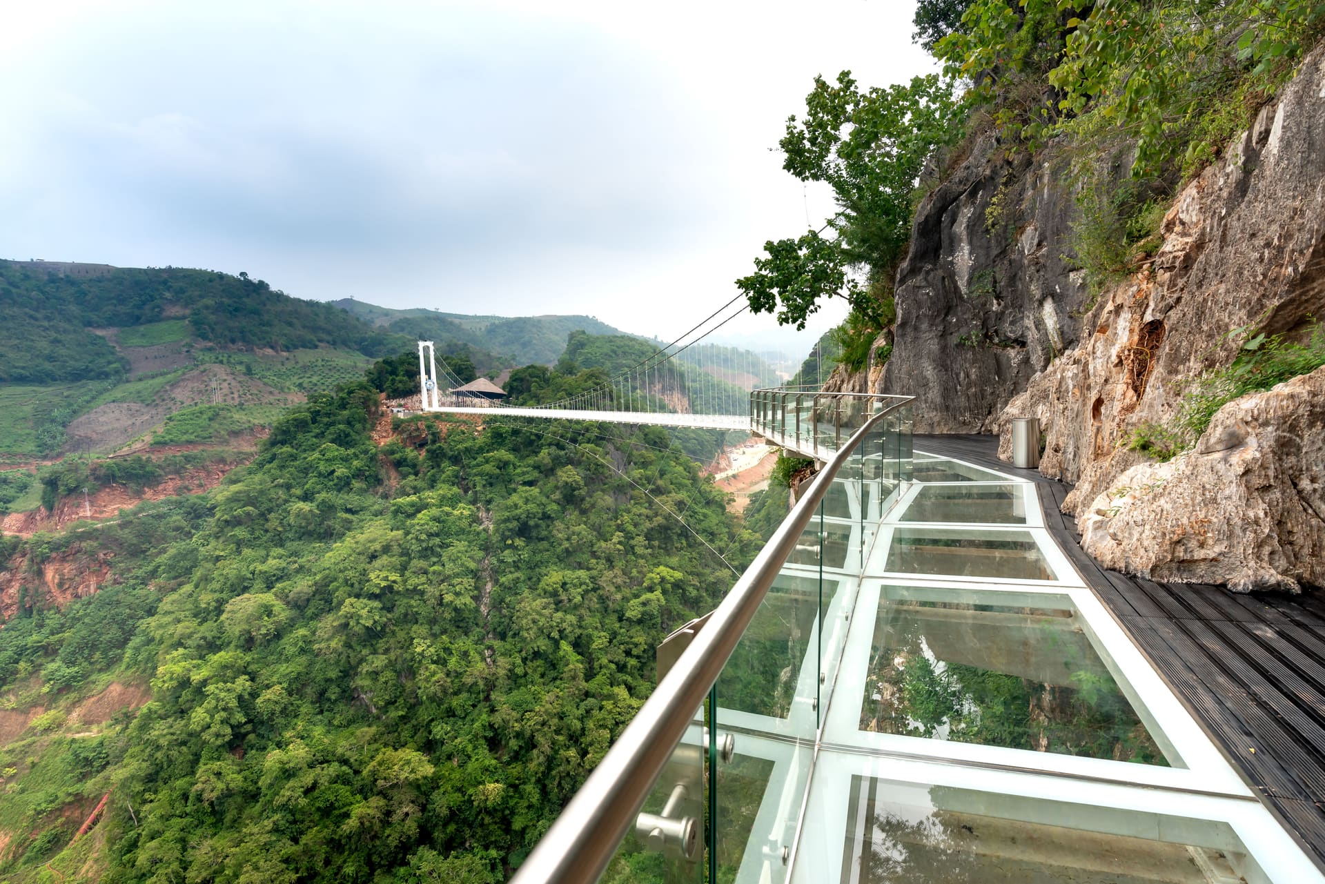 Zhangjiajie Grand Canyon Glass Bridge